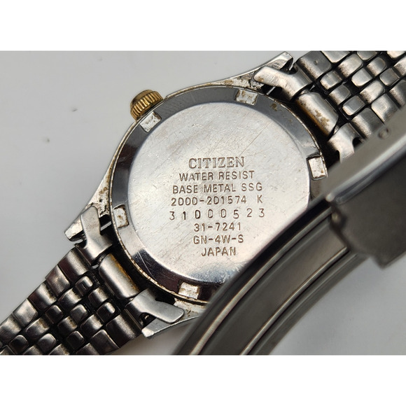 Vinatge Citizen Quartz Women’s Watch Day/Date Two Tone Silver/Gold -New Battery - Picture 9 of 9